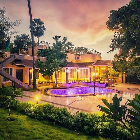 مومباي Aashiyaanaa Villa "The Palace" المظهر الخارجي الصورة